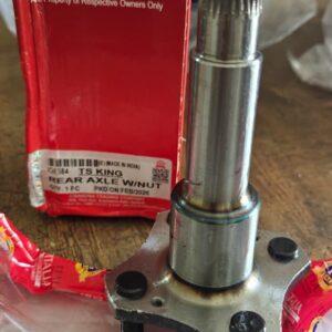 REAR AXLE WITH NUT TVS KING