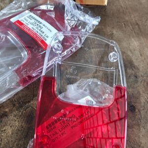 Tail light Glass TVS King old
